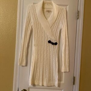 PINK ROSE SWEATER DRESS SIZE PM CREAM COLOR WORN ONCE‎